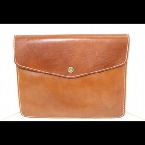 Beautiful Patricia Nash Leather Clutch